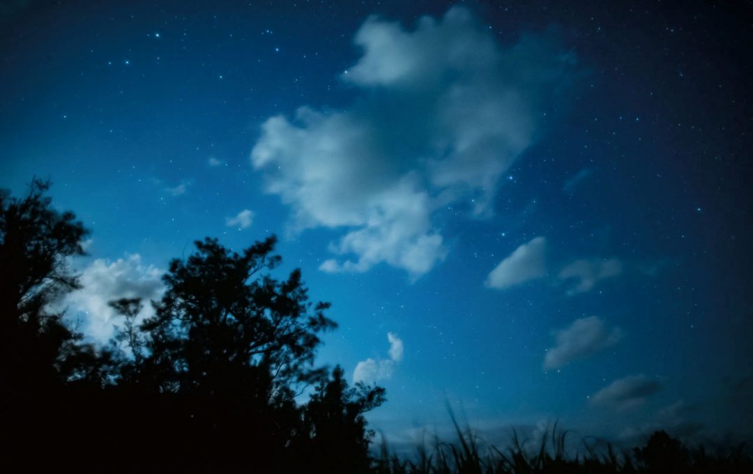 茂手木秀行 星景写真展「僕が眠るための夢」