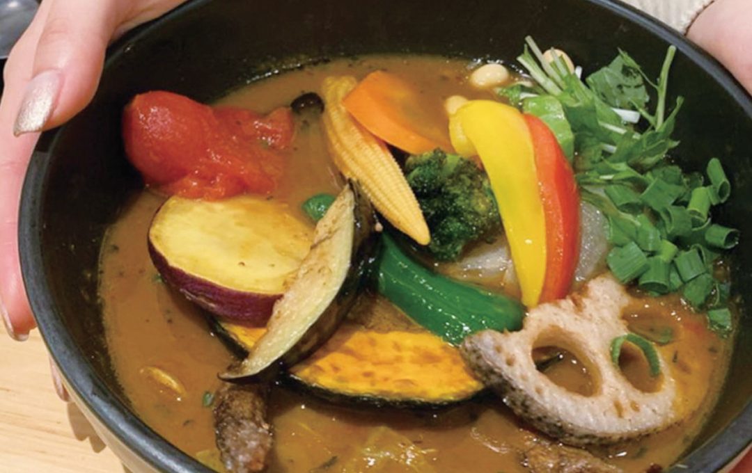 カレーだけで満腹！野菜20品目が摂れる下北沢のスープカレー店
